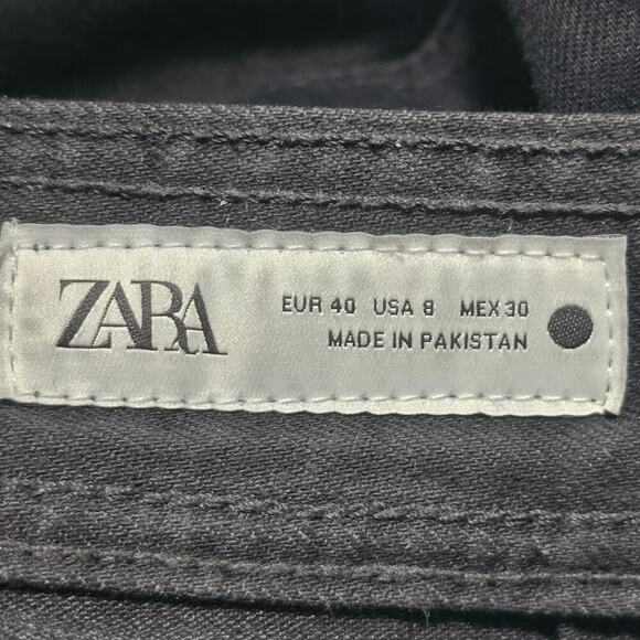 Zara Women’s Black Wide Leg Raw Hem High waisted Jeans Size 8 Boho Grunge Y2K - Picture 8 of 8